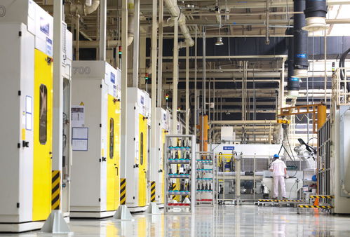 高質量發展調研行 生產一線看制造業智改數轉網聯下的智能設備應用